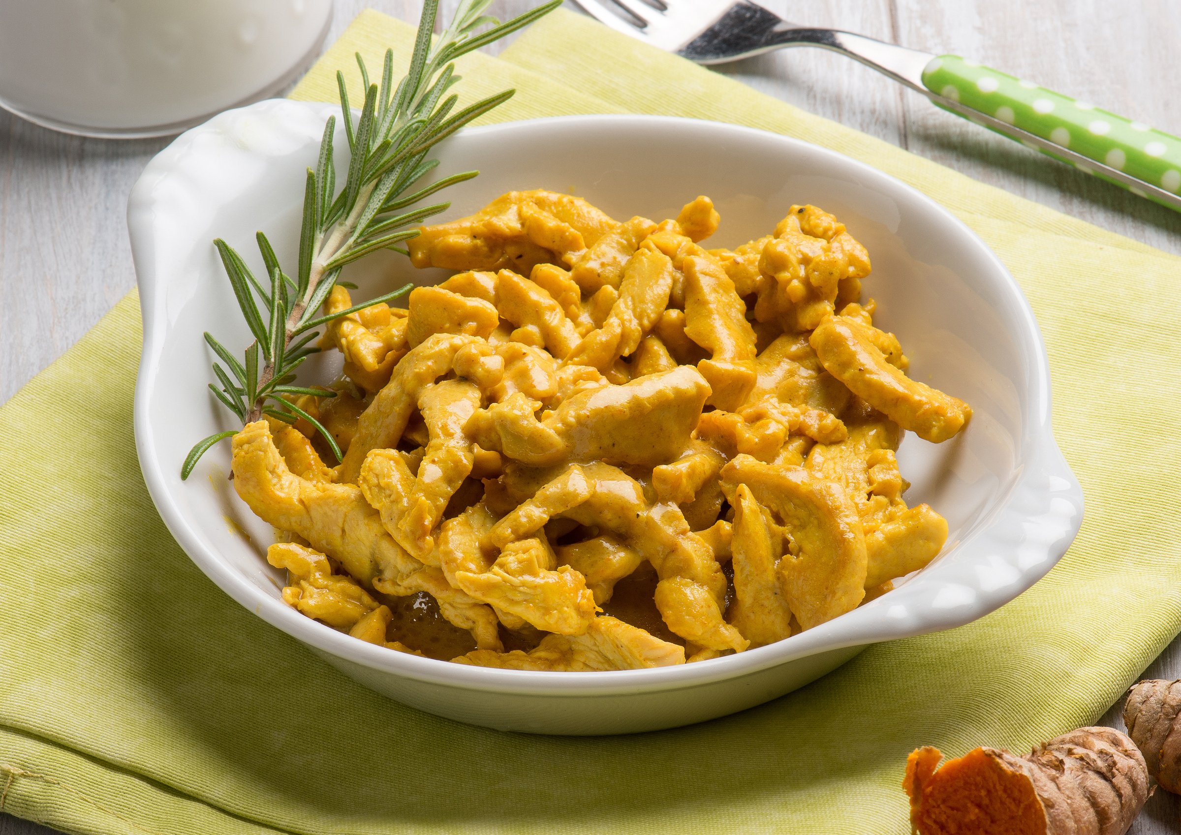 pollo alle mandorle e curcuma