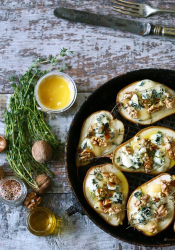 Ricetta Pere al Forno Ripiene di Gorgonzola, Noci e Miele