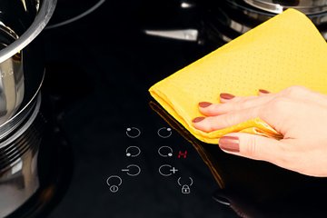 Come Pulire il Piano Cottura ad Induzione