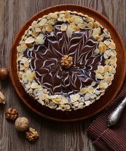 Ricetta Crostata con Ganache al Cioccolato e Mandorle