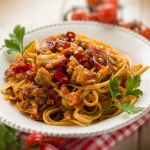 Linguine al Ragù di Pesce e Peperoncino