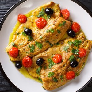 Filetti di Trota Salmonata con Pomodorini e Olive