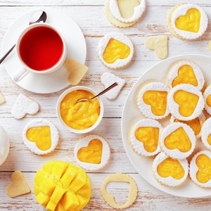 Biscotti con Marmellata al Mango