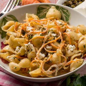 Conchiglie con Carote, Philadelphia e Capperi