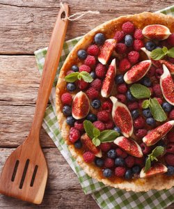Ricetta Crostata ai Fichi e Frutti di Bosco