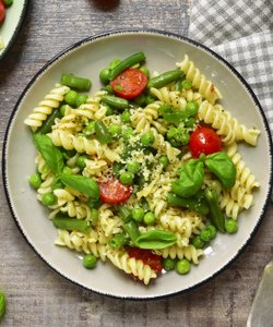 Ricetta Insalata di Pasta con Piselli e Fagiolini