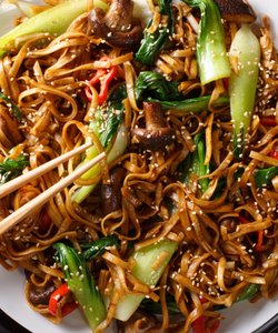 Ricetta Noodles con Pak-Choi e Funghi Shiitake