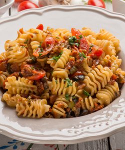 Ricetta Pasta con Pomodorini, Pomodori Secchi e Olive