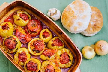 Ricetta Peperoni Ripieni di Carne e Pomodori