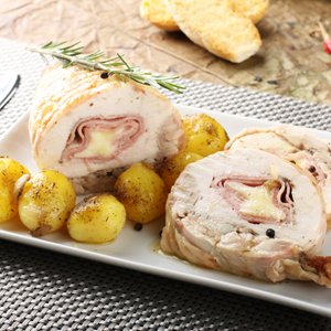 Rollè di Pollo con Prosciutto e Formaggio