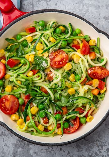 Ricetta Spaghetti di Zucchine con Verdure - Il Club delle Ricette