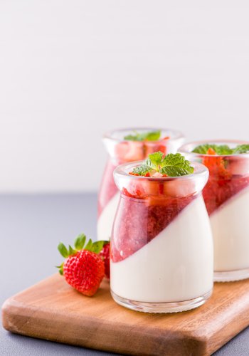 Ricetta Budino alla Vaniglia con le Fragole