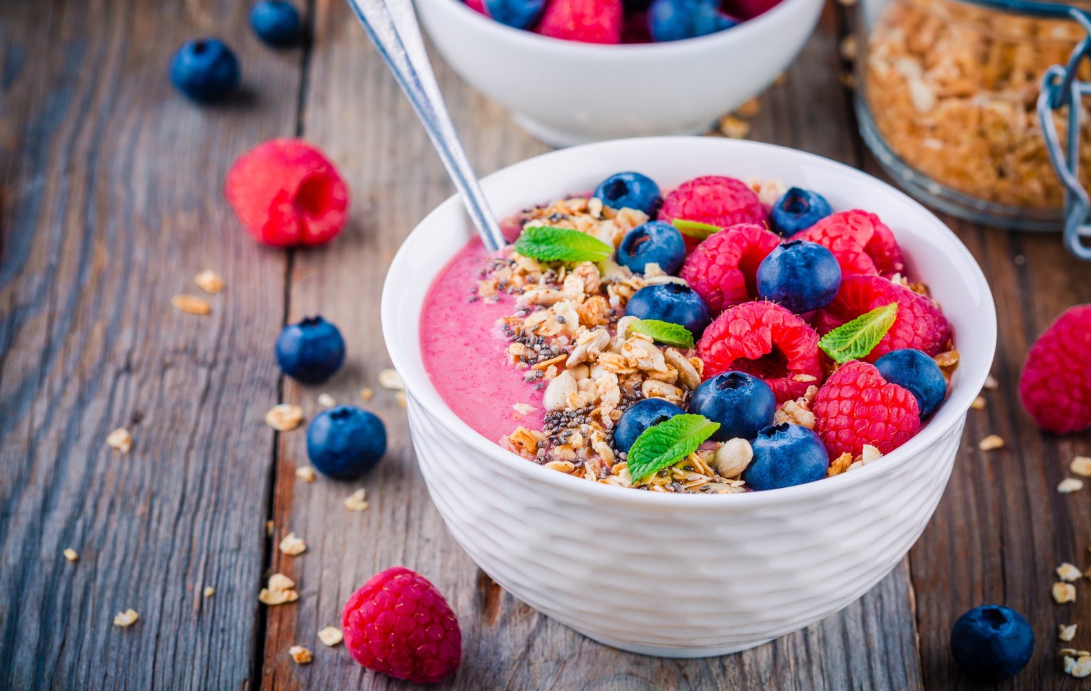 Smoothie Bowl ai Frutti di Bosco