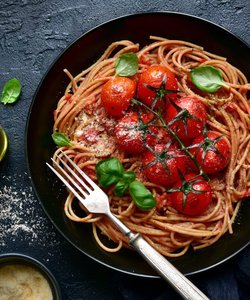 Ricetta Spaghetti Integrali Pomodorini e Basilico