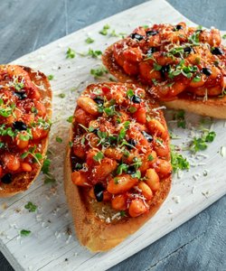 Ricetta Crostoni di Pane con Fagioli