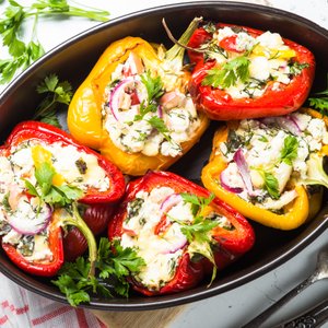 Peperoni Ripieni di Formaggio ed Erbe