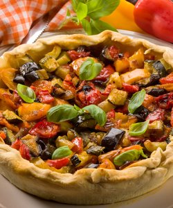 Ricetta Torta Salata con Verdure Estive