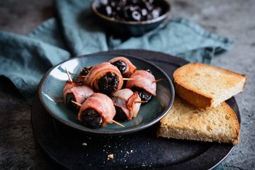 Ricetta Bocconcini di Prugne e Bacon