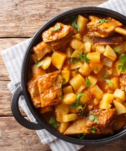 Ricetta Costine con Piselli e Patate