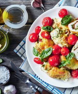 Ricetta Involtini di Pollo con Pesto e Pomodorini