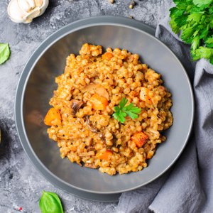 Orzo Risottato con Zucca e Funghi