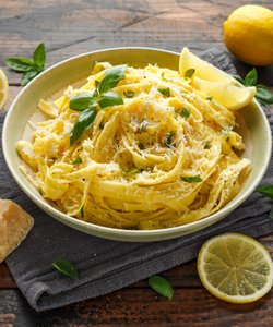 Ricetta Tagliatelle al Limone