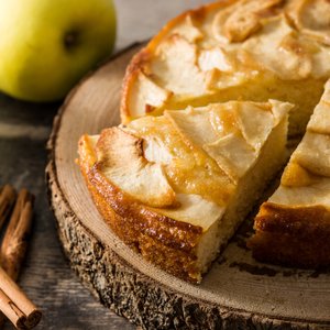 Torta con Mele e Yogurt Senza Burro