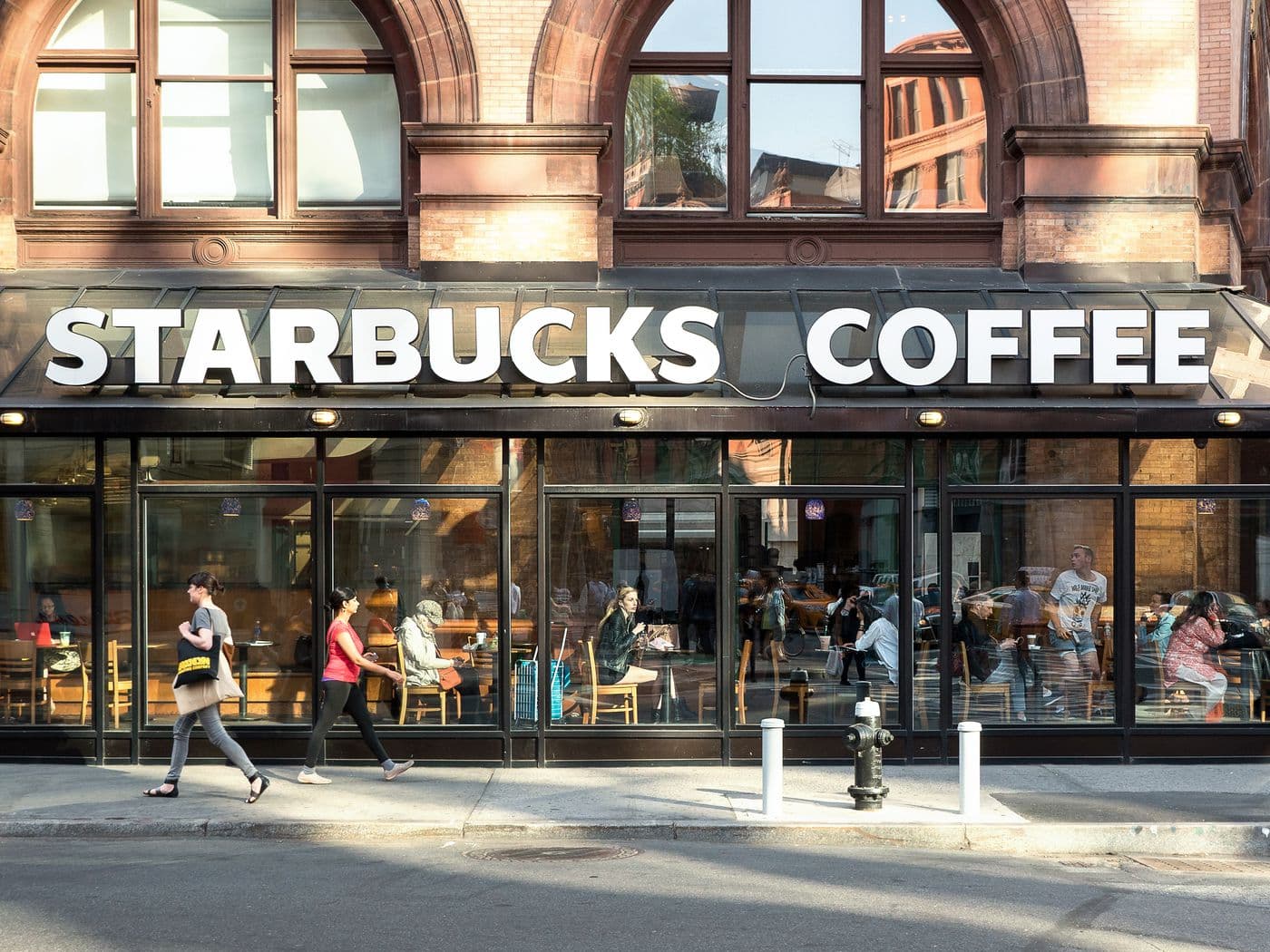 Apre a Torino il più Grande Starbucks d’Italia