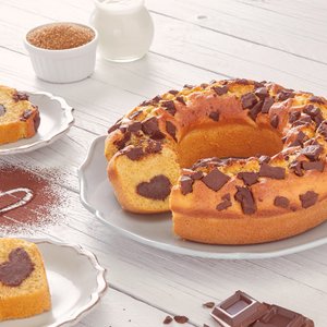 Ciambellone della Nonna con Cuore Tenero