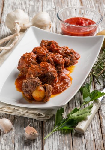 Ricetta Polpette al Sugo Ripiene di Patate