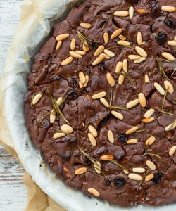 Ricetta Castagnaccio, la Ricetta Originale della Tradizione