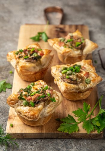 Ricetta Cestini di Sfoglia con Prosciutto e Funghi