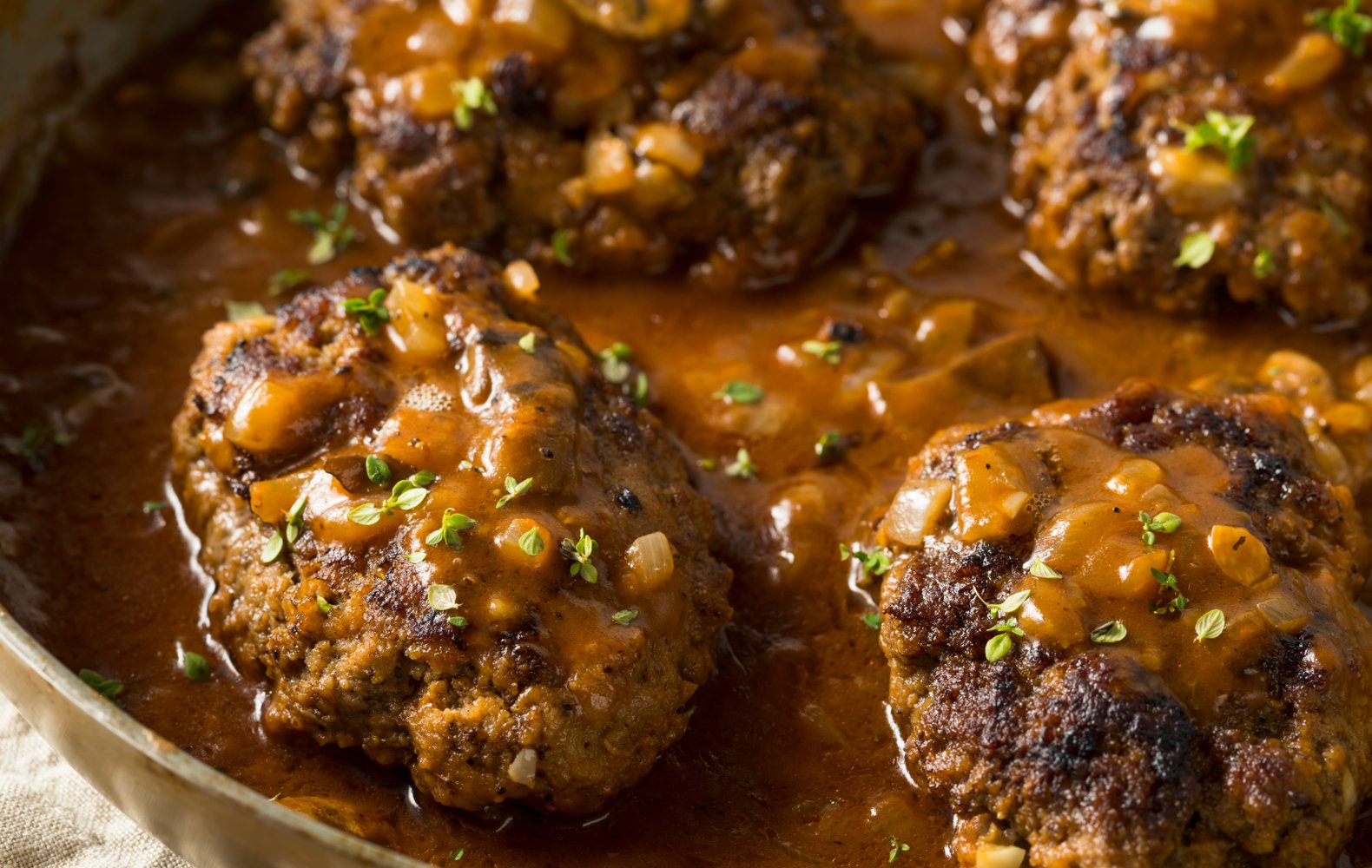 Ricetta Hamburger in Padella con i Funghi Il Club delle Ricette