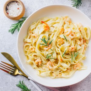 Tagliatelle Cremose, Panna e Gamberi