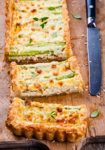 Ricetta Torta Salata Asparagi e Parmigiano