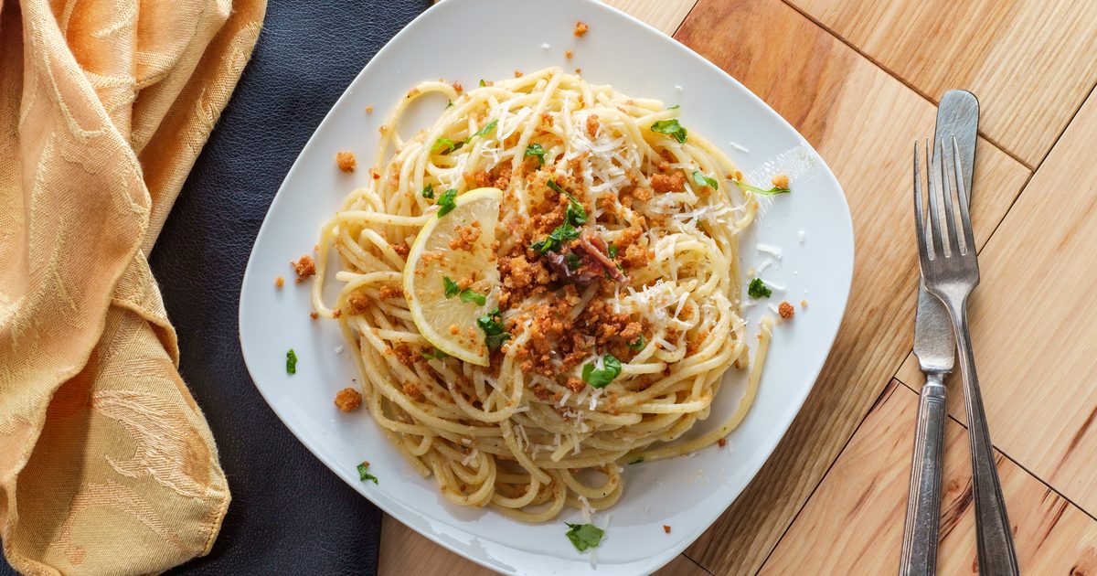 Ricetta Spaghetti con la Mollica - Il Club delle Ricette