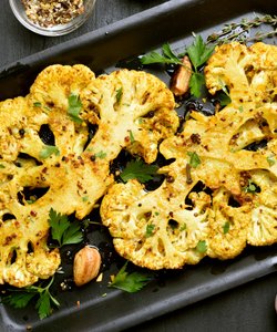 Ricetta Bistecche di Cavolfiore al Forno