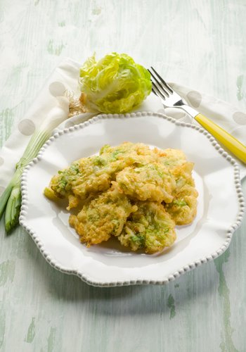 Ricetta Frittelle di Porri e Lattuga