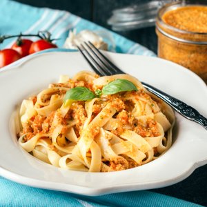 Pasta con Pesto di Finocchietto alla Siciliana