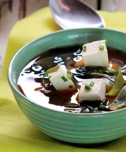 Ricetta Zuppa di Miso Fatta in Casa, la Ricetta Originale Giapponese