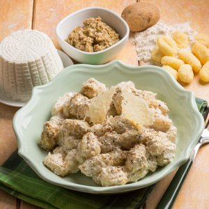 Gnocchi di Patate con Ricotta e Noci