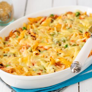 Pasta al Forno con Peperoni e Salsiccia