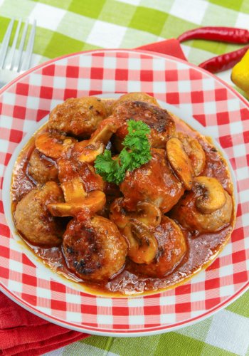 Ricetta Polpette al Sugo con i Funghi