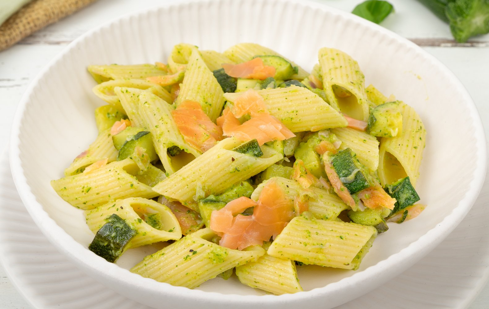 Pasta con Salmone e Zucchine