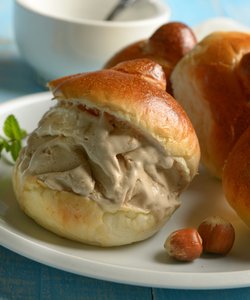 Ricetta Brioche col Tuppo, la Ricetta Originale Siciliana