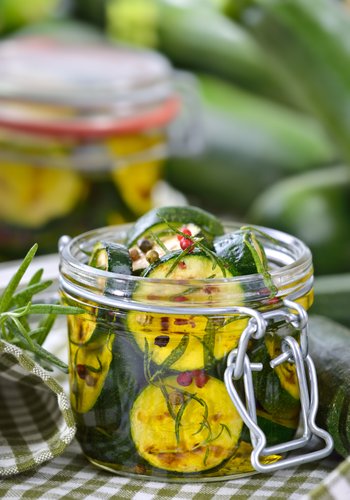 Ricetta Zucchine Sott’olio Fatte in Casa