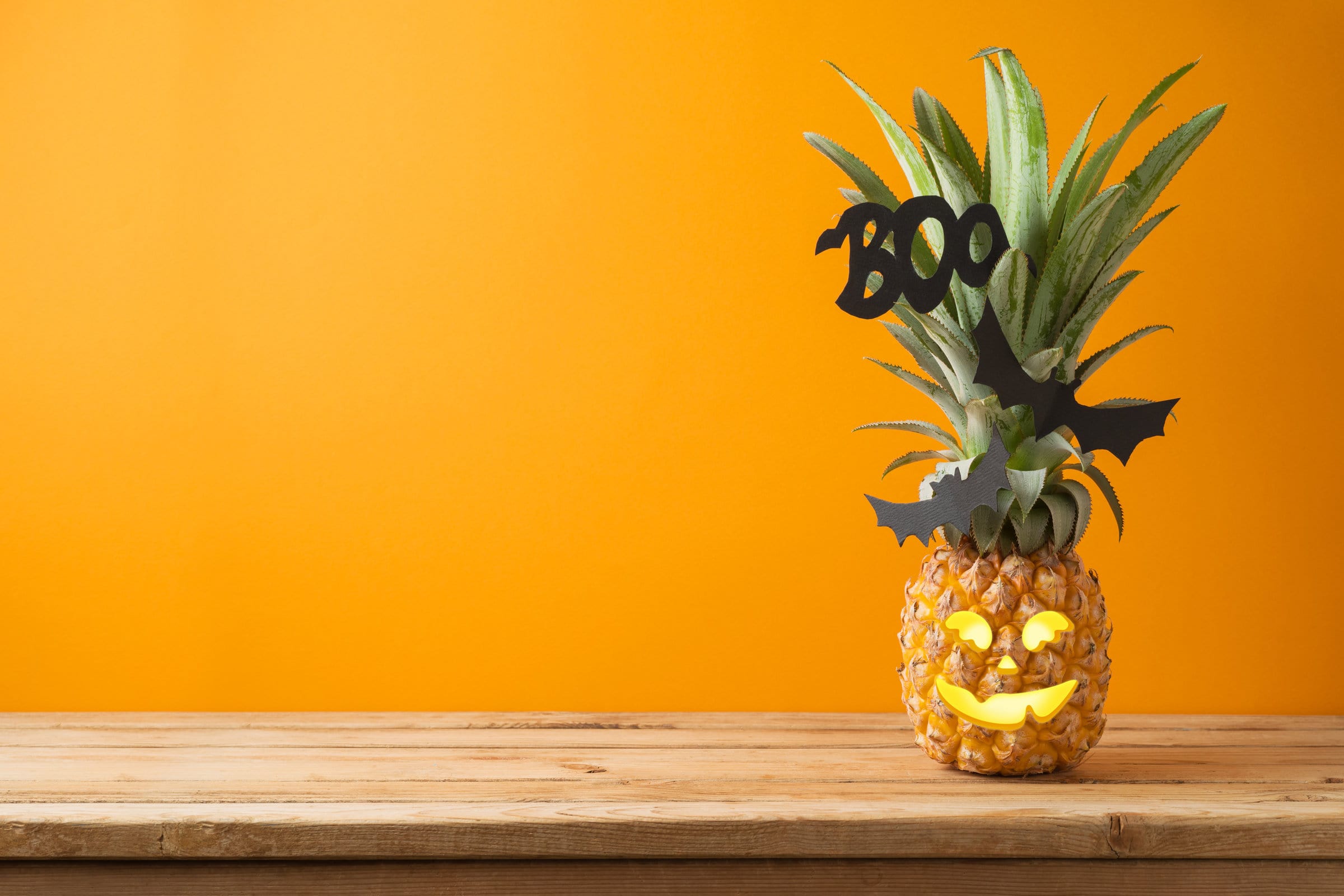 Ananas Intagliato Per Halloween