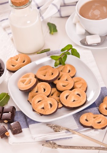 Ricetta Biscotti Pretzel con Cioccolato