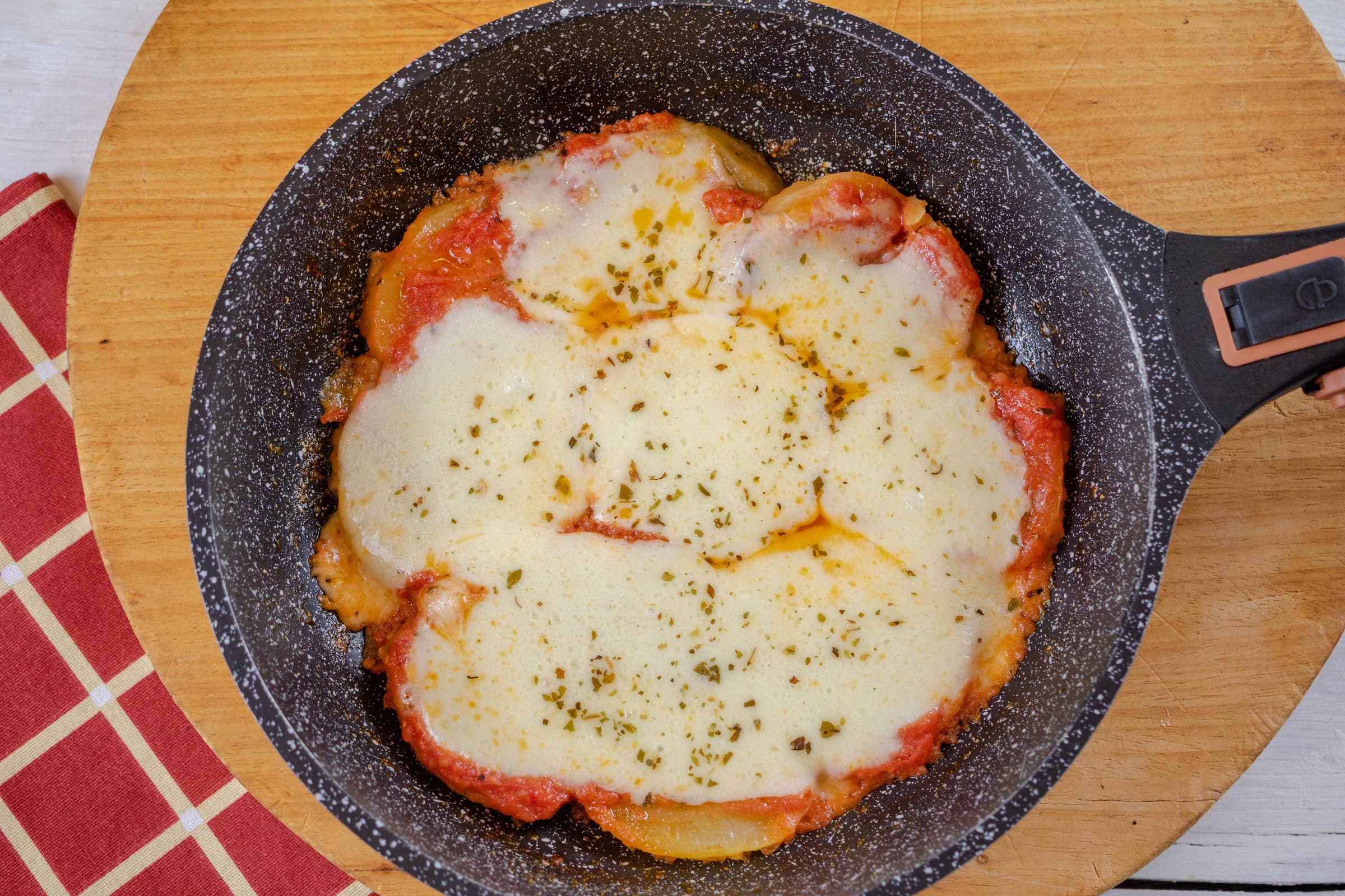 Ricetta Patate alla Pizzaiola in Padella - Il Club delle Ricette