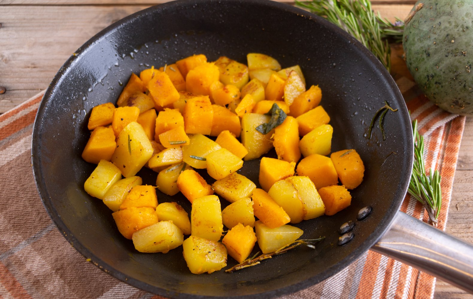 zucca a cubetti in padella
